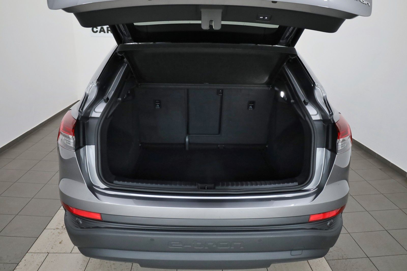 Fahrzeugabbildung Audi Q4 e-tron Sportback 45,S line, SH,Kamera,ACC