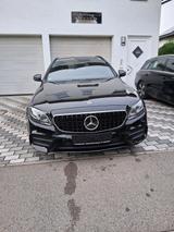 Mercedes-Benz E 220 d T Modell AMG Line Sportpaket - Mercedes-Benz E-Class: T Modell