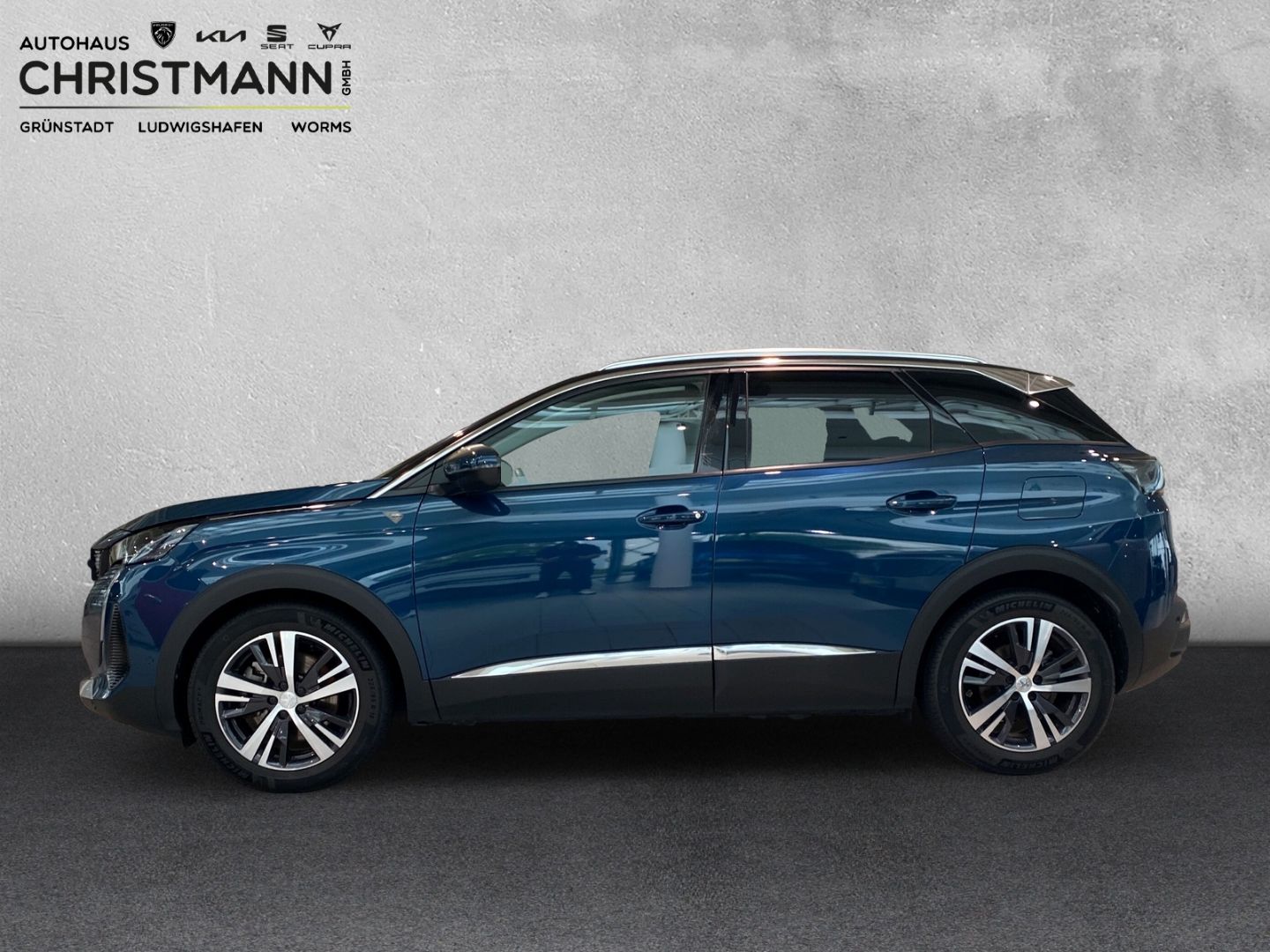 Fahrzeugabbildung Peugeot 3008 Hybrid 225 Roadtrip 1.6 Plug-In EU6d Navi d