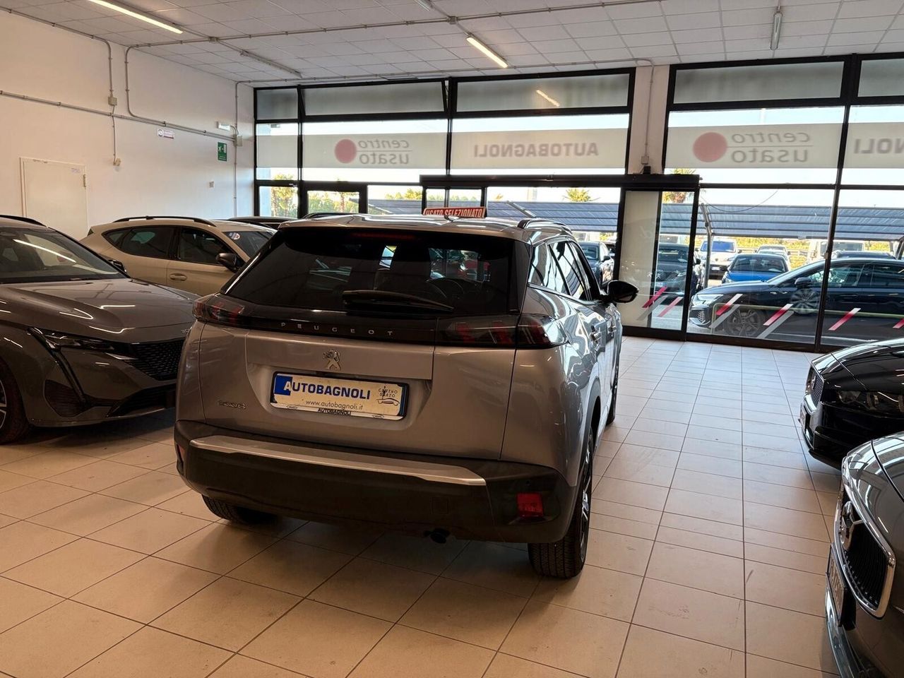 Peugeot 2008 ALLURE PACK PureTech 100 6mt SPOTIC imagem 3