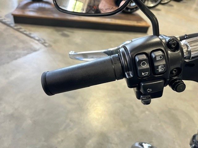 Fahrzeugabbildung Harley-Davidson FLSB Sport Glide 107cui Jekill&Hyde