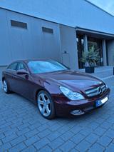 Mercedes-Benz CLS 280 - Sammlerzustand - rote Mercedes-Benz CLS-Klasse