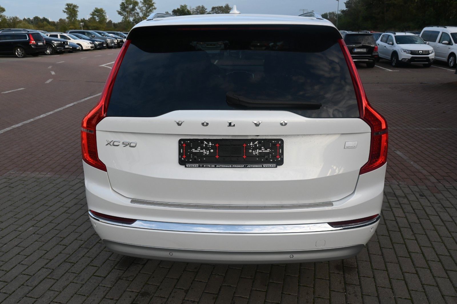 Fahrzeugabbildung Volvo XC90 Inscription Expres. PHEV AWD*360*Luft*PANO*