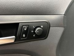 VW Caddy Maxi / 7-SITZE / NUR 106.tKM / 1.HD / DSG VW Caddy Maxi / 7-SITZE / NUR 106.tKM / 1.HD / DSG