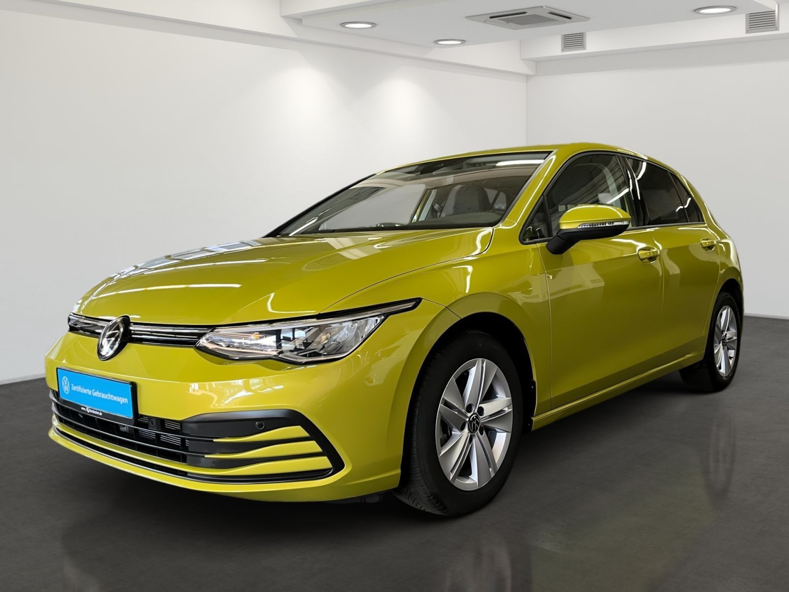 Volkswagen Golf VIII Life 1,0 eTSI DSG BusiPremiumPaket Nav foto 2