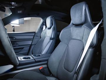 2025 Porsche TAYCAN 缩略图 16