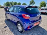Hyundai i10 1.0 KLIMA SHZ LRHZ ALLWETTER PDC BLUETOOTH - Hyundai i10 aus 2023