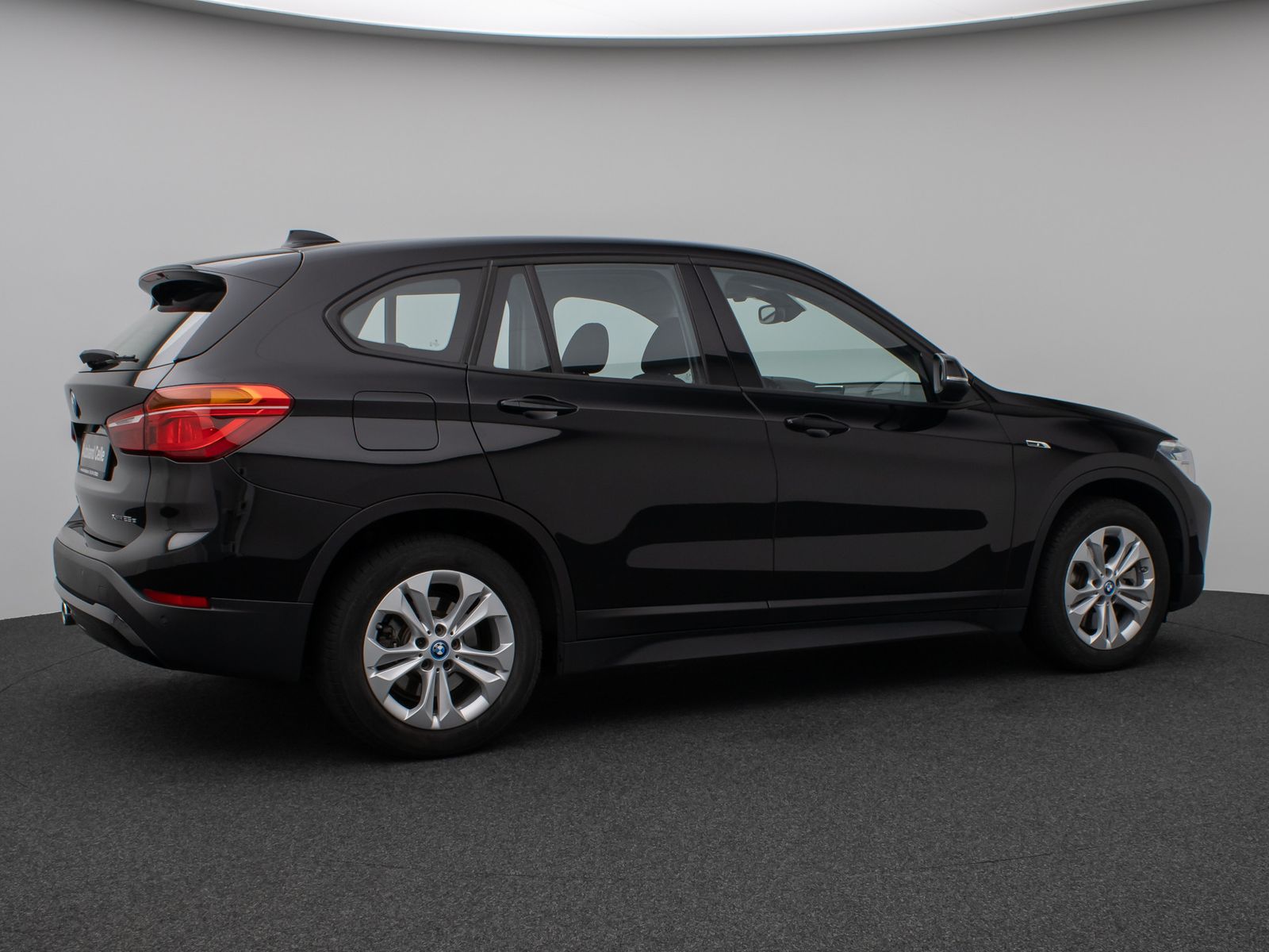 Fahrzeugabbildung BMW X1 xD25e Parkassist DAB Lordos Geschwindigkeitsr