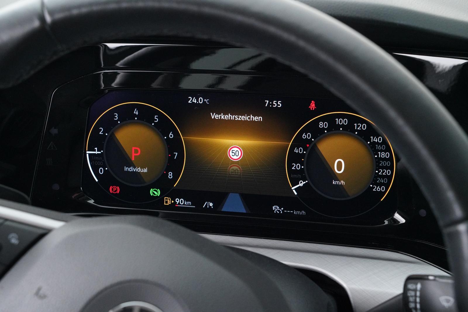 Volkswagen Golf LIFE 1.5eTSI DSG RÜCKFAHRKAMERA+HEAD-UP uvm, миниатюра 18