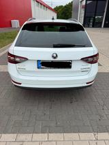 Skoda Superb 1.6 TDI SCR GreenLine Combi GreenLine - Skoda Superb: 1.6