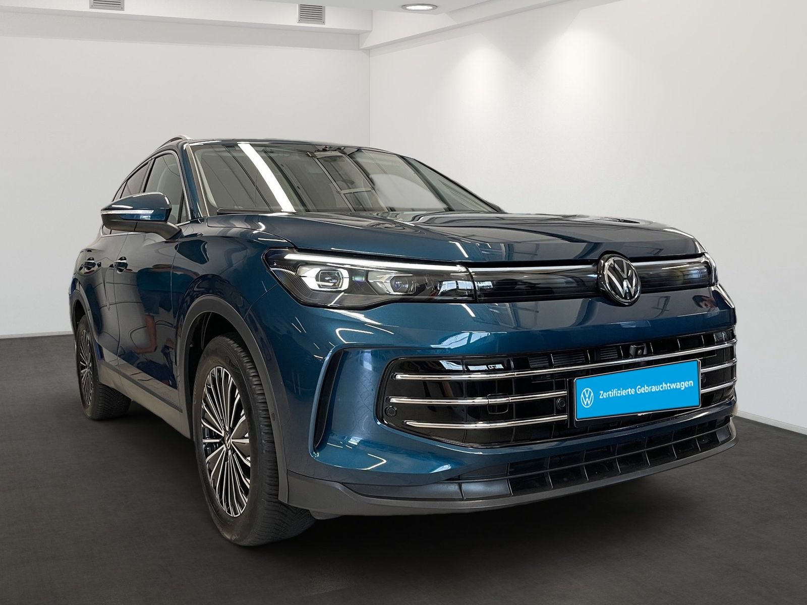 Volkswagen Tiguan 2.0 TDI Elegance AHK MATRIX KAMERA foto 3