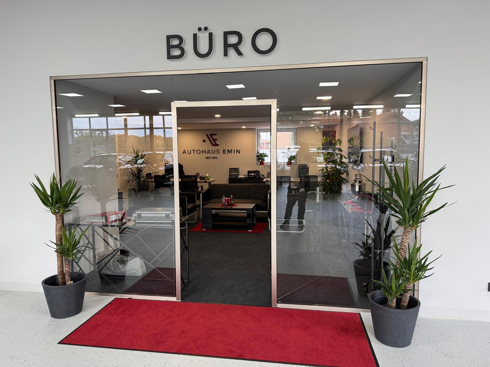 showroom-image-main