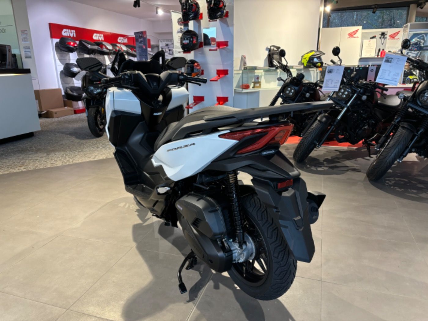 Fahrzeugabbildung Honda Forza 125 NSS 125 Modell 2025