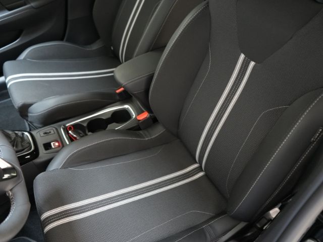 Corsa F FACELIFT GS+LED LICHT+NAVI+RÜCKFAHRKAMER