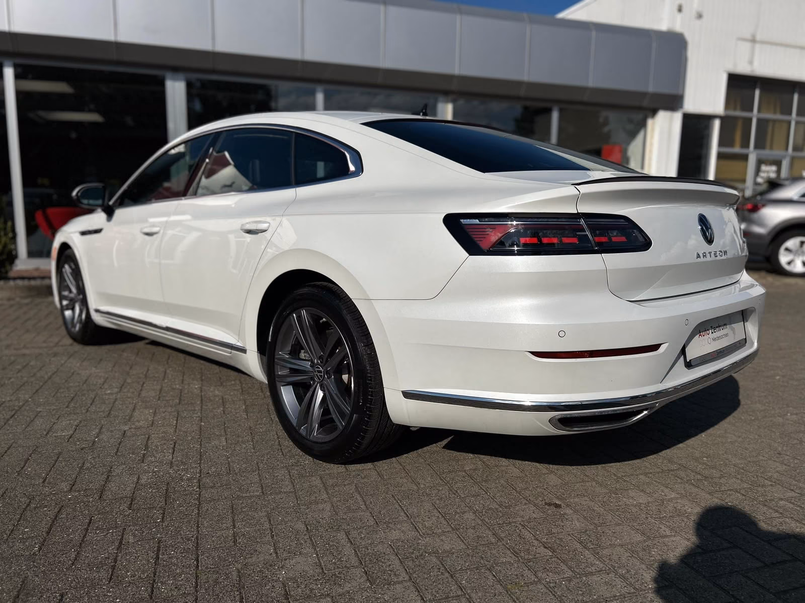 Volkswagen Arteon 2.0 TSI R-Line TAGESZUL 60 % unter UPE