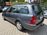 Ford Focus 1.8 Futura - Ford Focus: Futura