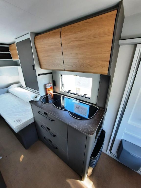 Fahrzeugabbildung Bürstner B66 490 TL Verfüg./Sparen Sie 3.630,- €