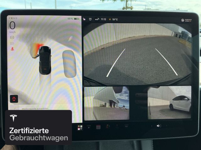 Tesla Model Y Long Range AWD foto 3