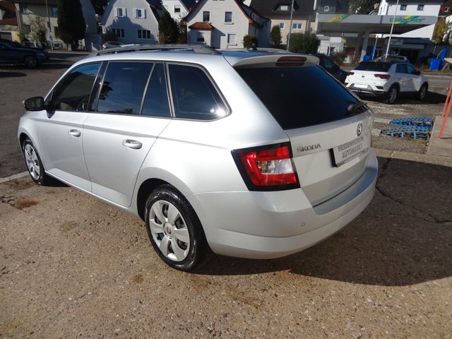 Fahrzeugabbildung Skoda Fabia Combi Ambition/65TKM/1.Hd/PDC/Klima