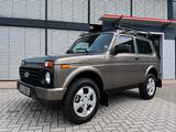 Lada Niva Taiga Urban 1,7 4x4 Klima Sitzheizung AHK - Lada: 7