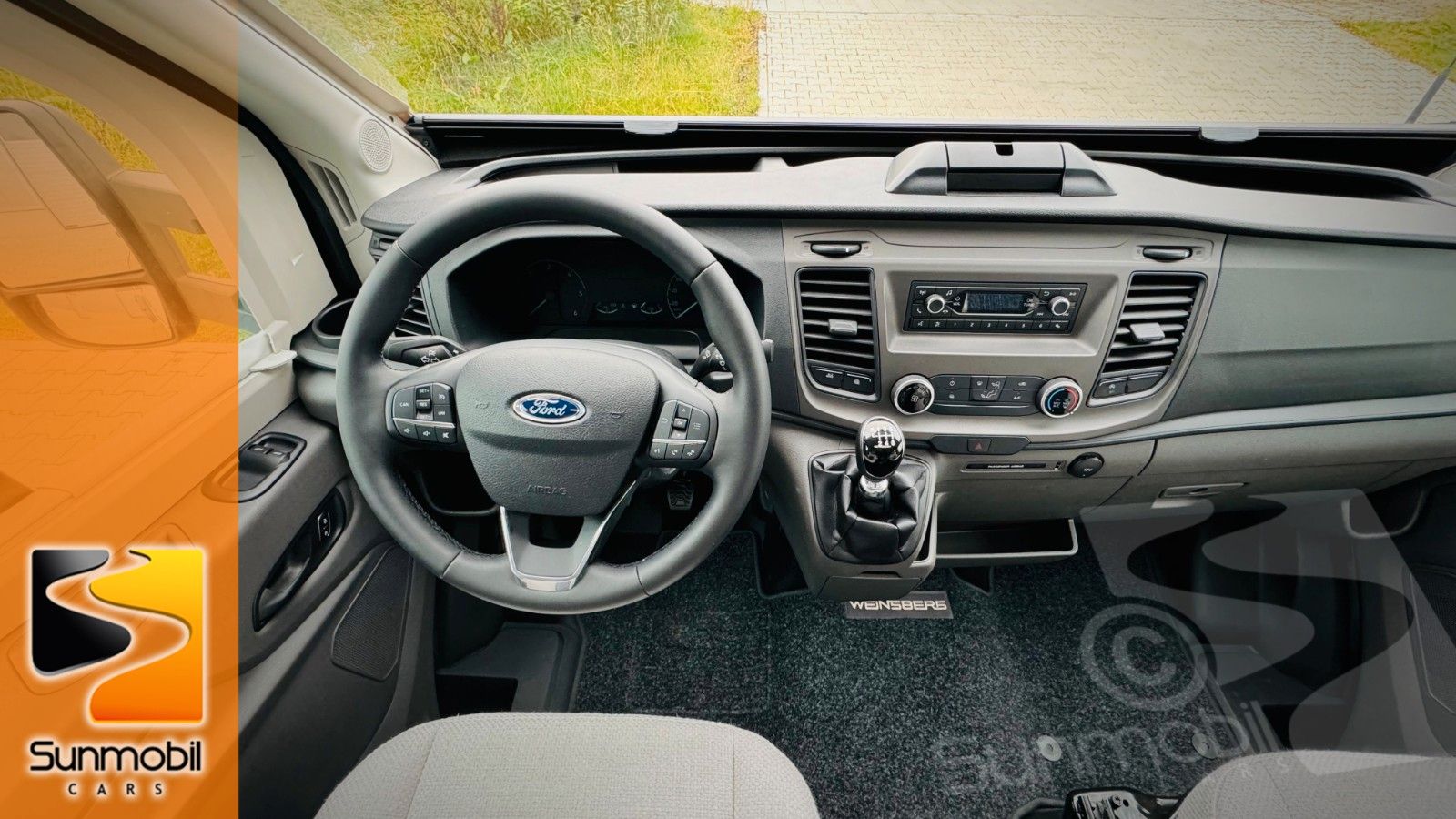 Fahrzeugabbildung Weinsberg CaraLoft 550 MG Ford Markise Premium Tür