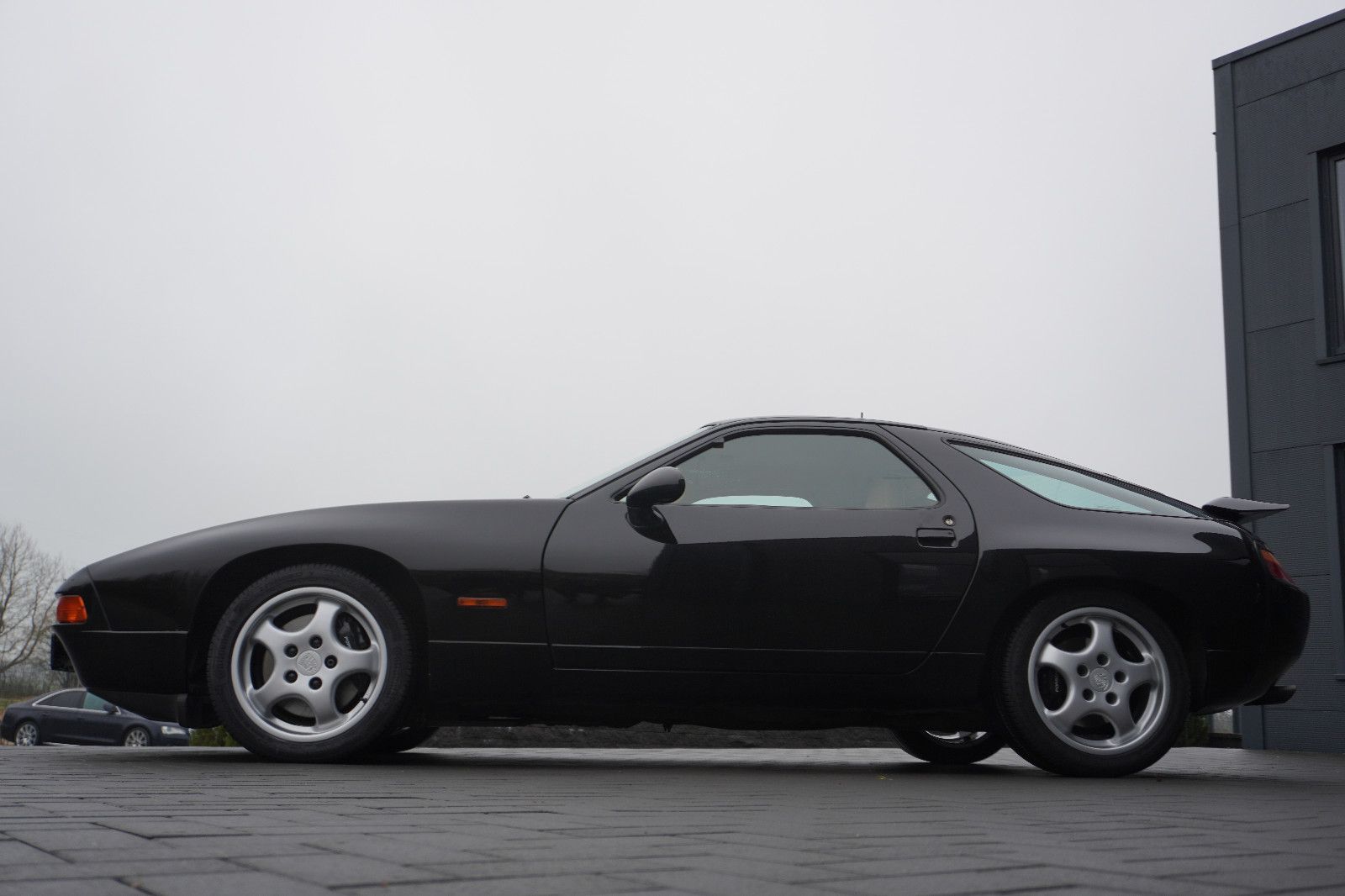 Fahrzeugabbildung Porsche 928 GTS