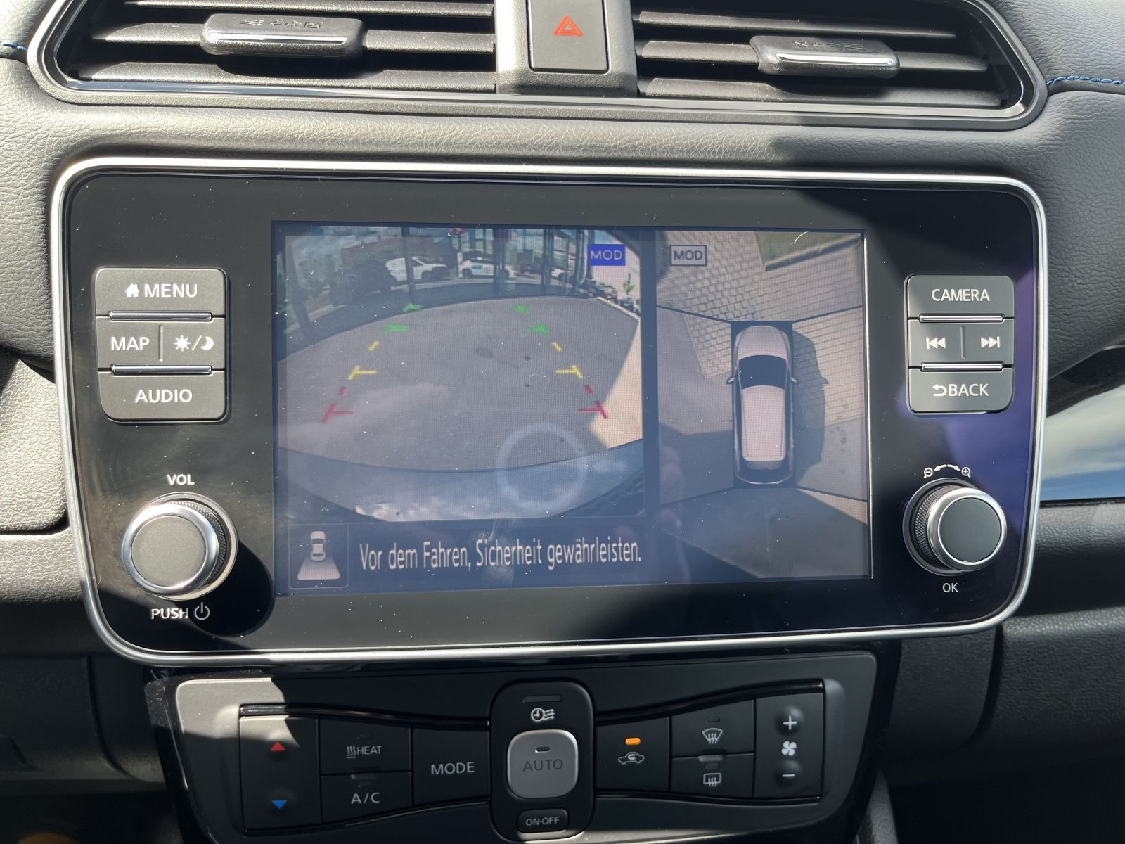 Fahrzeugabbildung Nissan Leaf 40 kWh Autom.-N-Con.-Winter-P., LED,SOH95%