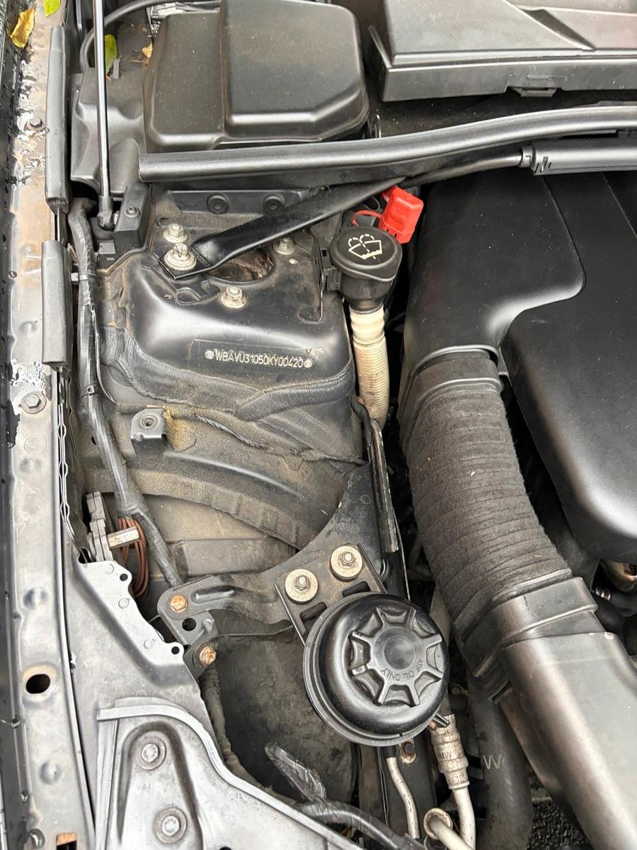 BMW 320 2005 — photo 6