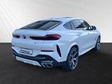 BMW X6 M60i xDrive AHK|Pano|Autobahnass.|Head-Up - scheckheftgepflegte BMW X6 M60