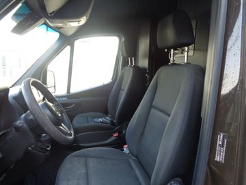 Mercedes Sprinter - 2