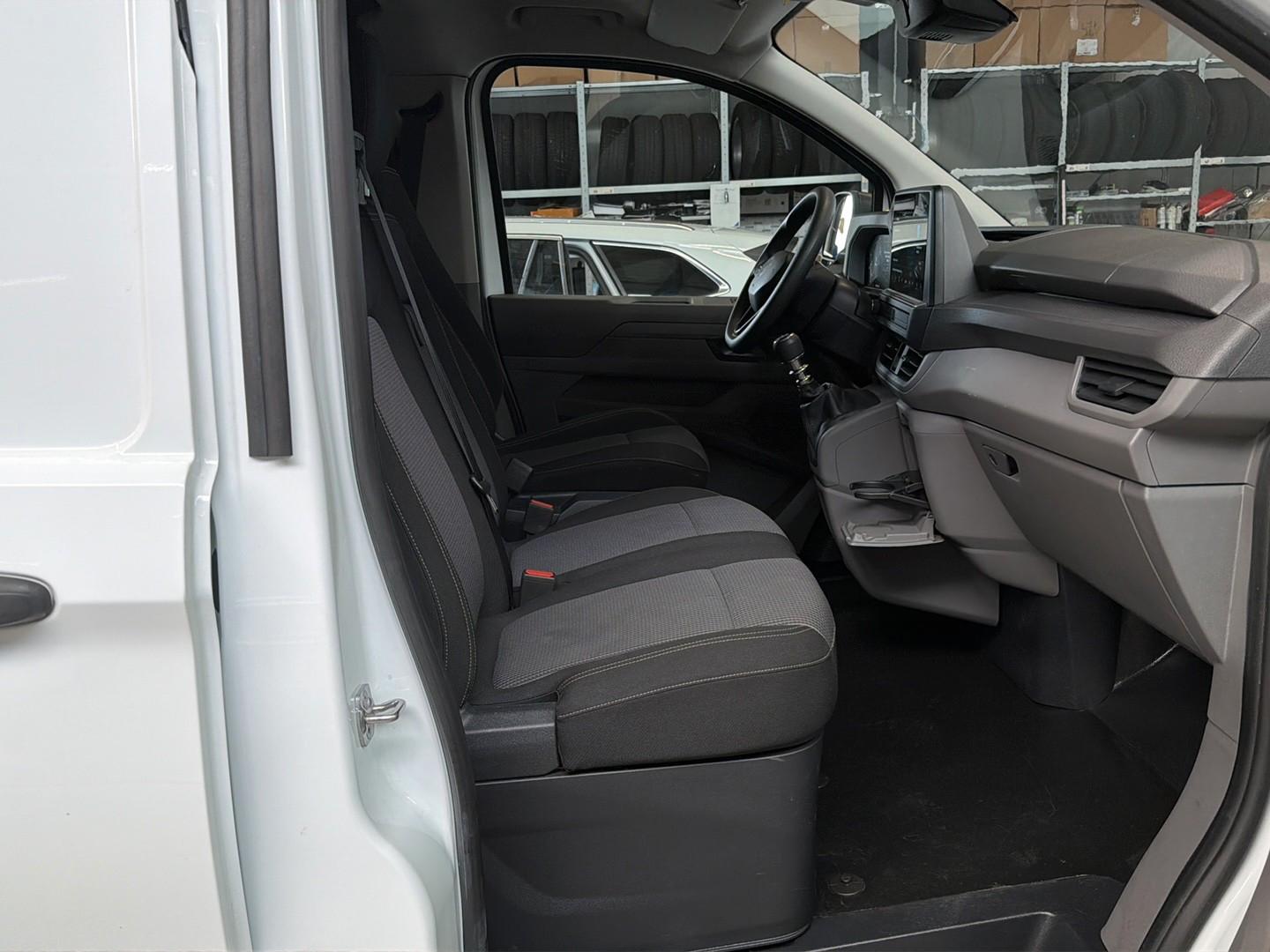 Volkswagen T7 Transporter 2.0 TDI LR Temp. Klima RFK SHZ PDC, миниатюра 8