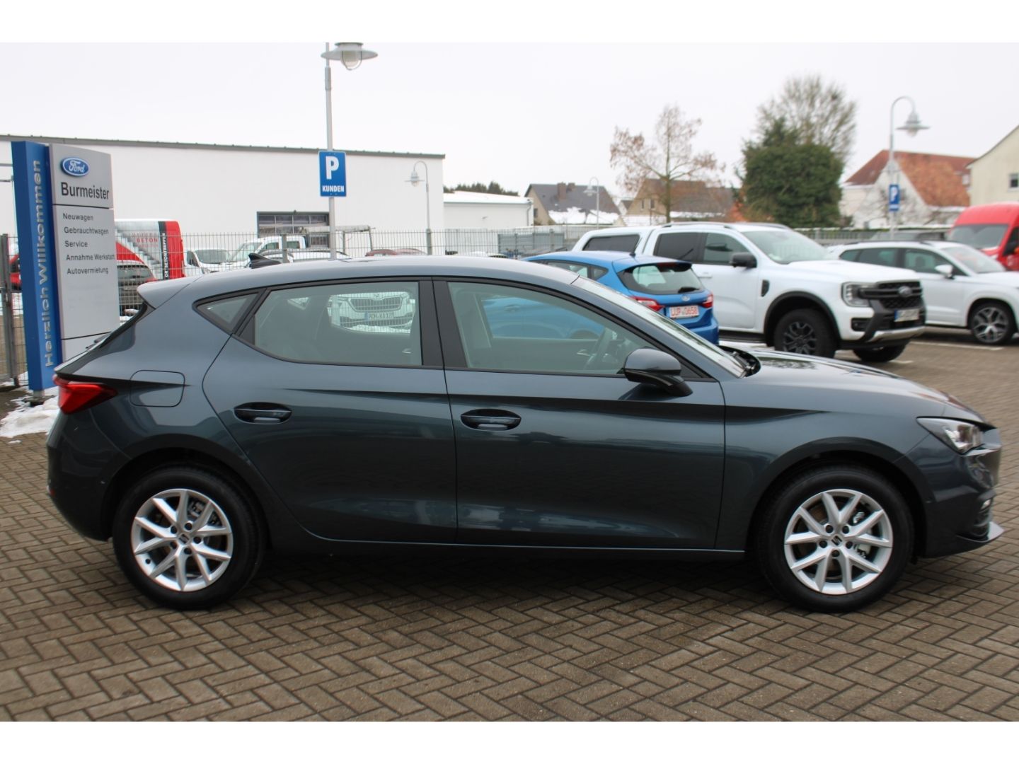 Fahrzeugabbildung SEAT Leon 1,5 TSi Style ACC LED Navi FullLink DAB RFK