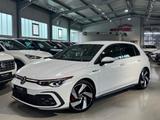 Volkswagen Golf VIII 2.0 TSI GTI*VIRTUAL*KAMERA*MWST*1.Hnd - Volkswagen Golf mit Benzin-Antrieb: 1.2