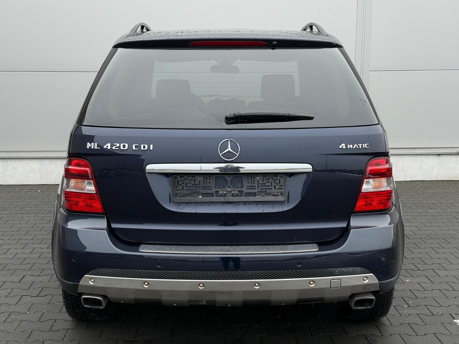 MERCEDES-BENZ ML 420 CDI V8 4.0 306ch 4MATIC - CUIR - TOIT OUVRANT - SIÈGES VENTILÉS - SUSPENSION PNEUMATIQUE - ATTELAGE 3,5T