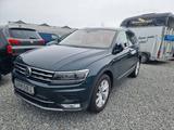 Volkswagen Tiguan Highline 2.0 TDI 4Motion LED 360° AHK - Volkswagen Tiguan mit Diesel-Antrieb: Vollleder, Beheizbares Lenkrad, Automatik