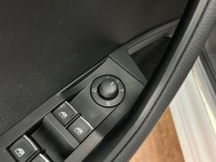 SKODA Superb Combi 2.0 / AHK / CARPLAY / LED / MEMORY SKODA Superb Combi 2.0 / AHK / CARPLAY / LED / MEMORY