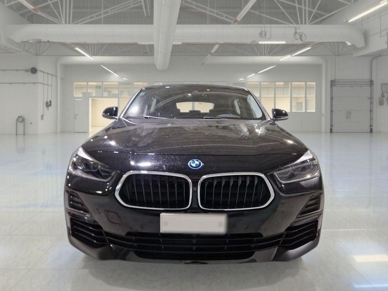 BMW X2 XDRIVE 25E BUSINESS X AUTOMATICO SUV imagem 2