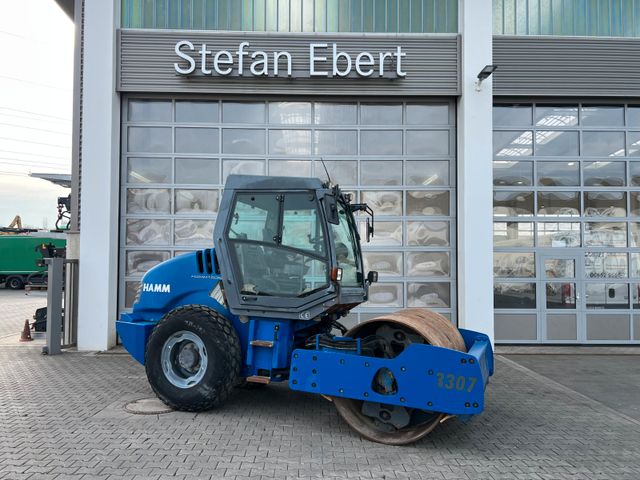 Hamm 3307 HT / Walzenzug / 4.958h / 2001