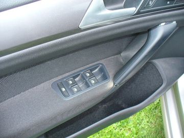 Volkswagen Golf - 9