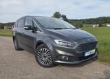 Ford S-Max 2,0 EcoBlue Titanium, Auto, LED, Keyless - Ford S-Max von privat