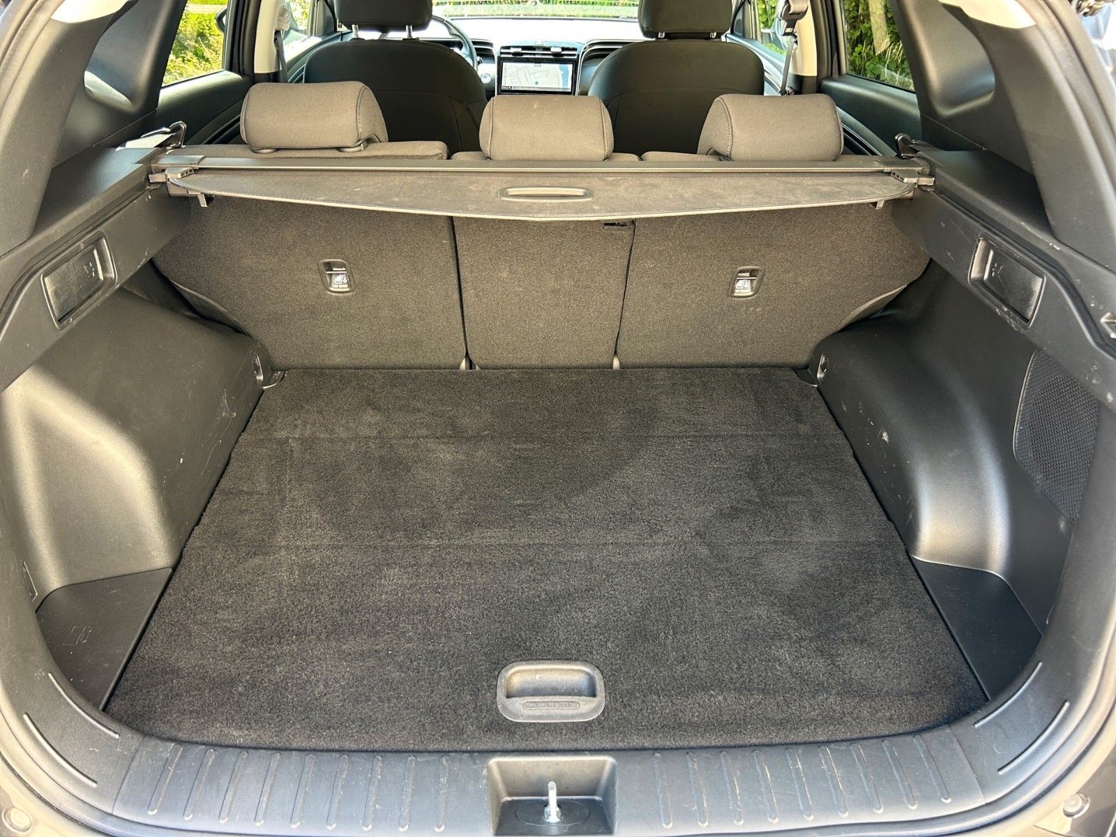 Fahrzeugabbildung Hyundai TUCSON PHEV AUT 4WD TREND 2J-GARANTIE WENIG-KM+