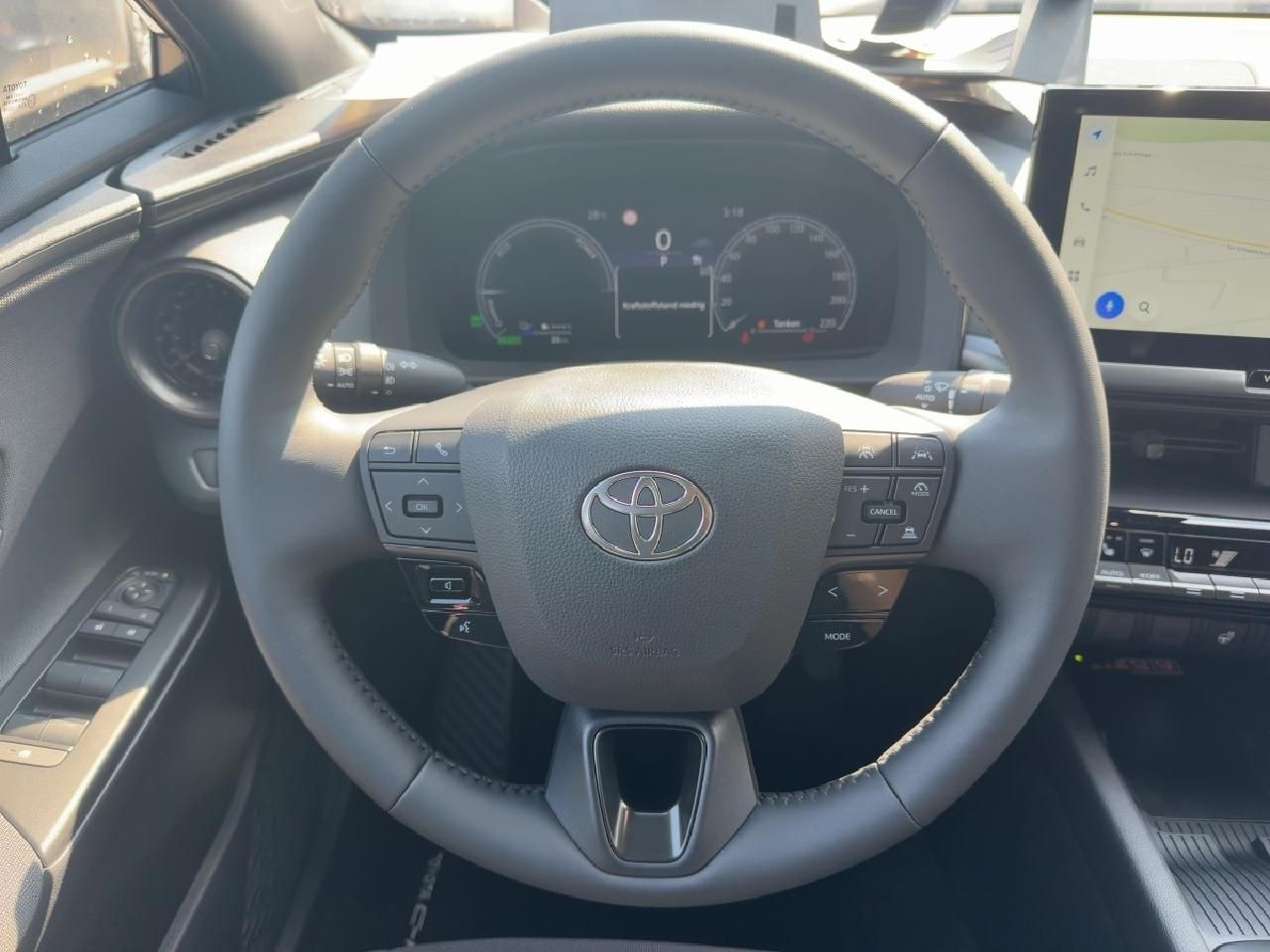 Fahrzeugabbildung Toyota C-HR Plug-In Hybrid FWD 2,0 Teamplayer