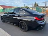 BMW 330i M Sport Automatik Kamera/Vollausstatung  - BMW 330 von privat