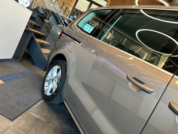 Seat Alhambra*1-HAND*7.SITZER*SZHZ*2-ZONEN*NAVI*TEMPO