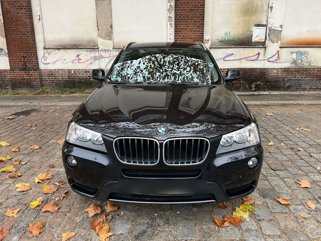 BMW X3 2.0d X-Drive Automatik 2013 HU 05/2...