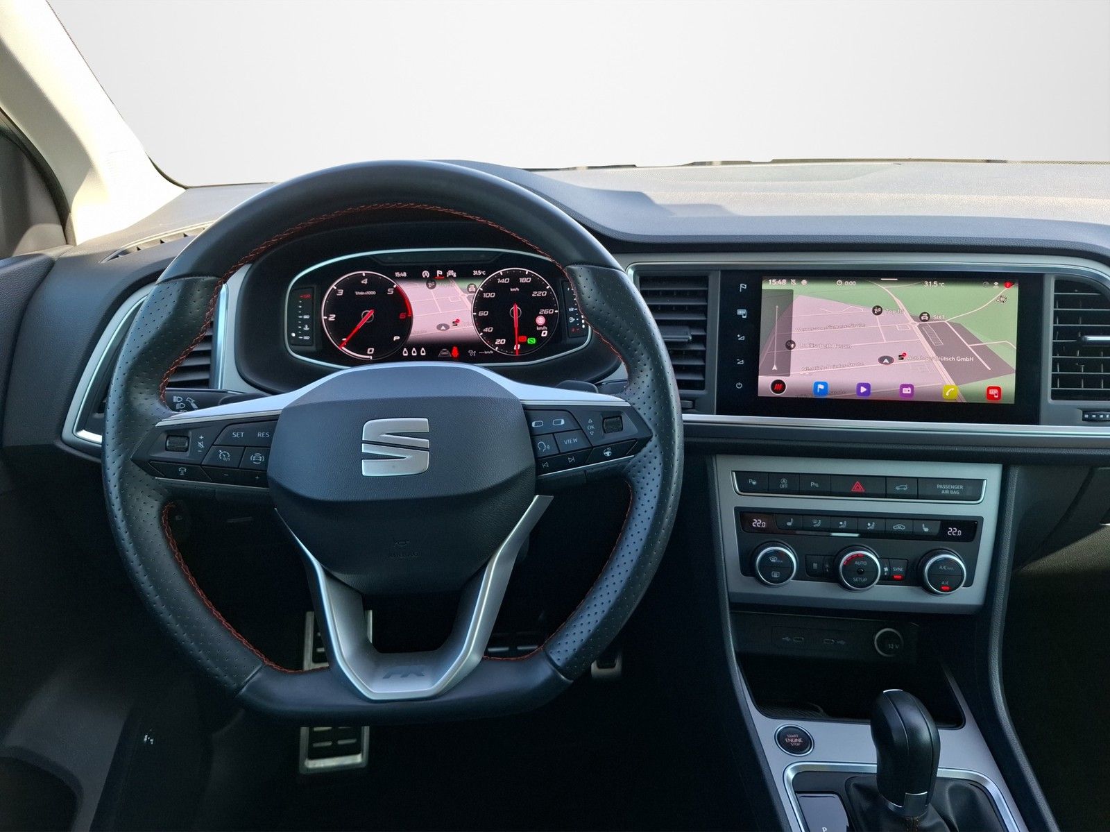 SEAT Ateca 2.0 TDI FR DSG / NAVI / AHK / LED / STHZG - Image 11