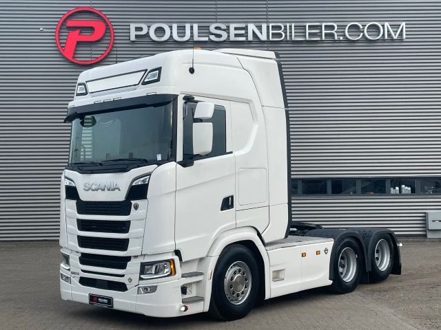 Scania S660 V8 6x2 Hydraulic