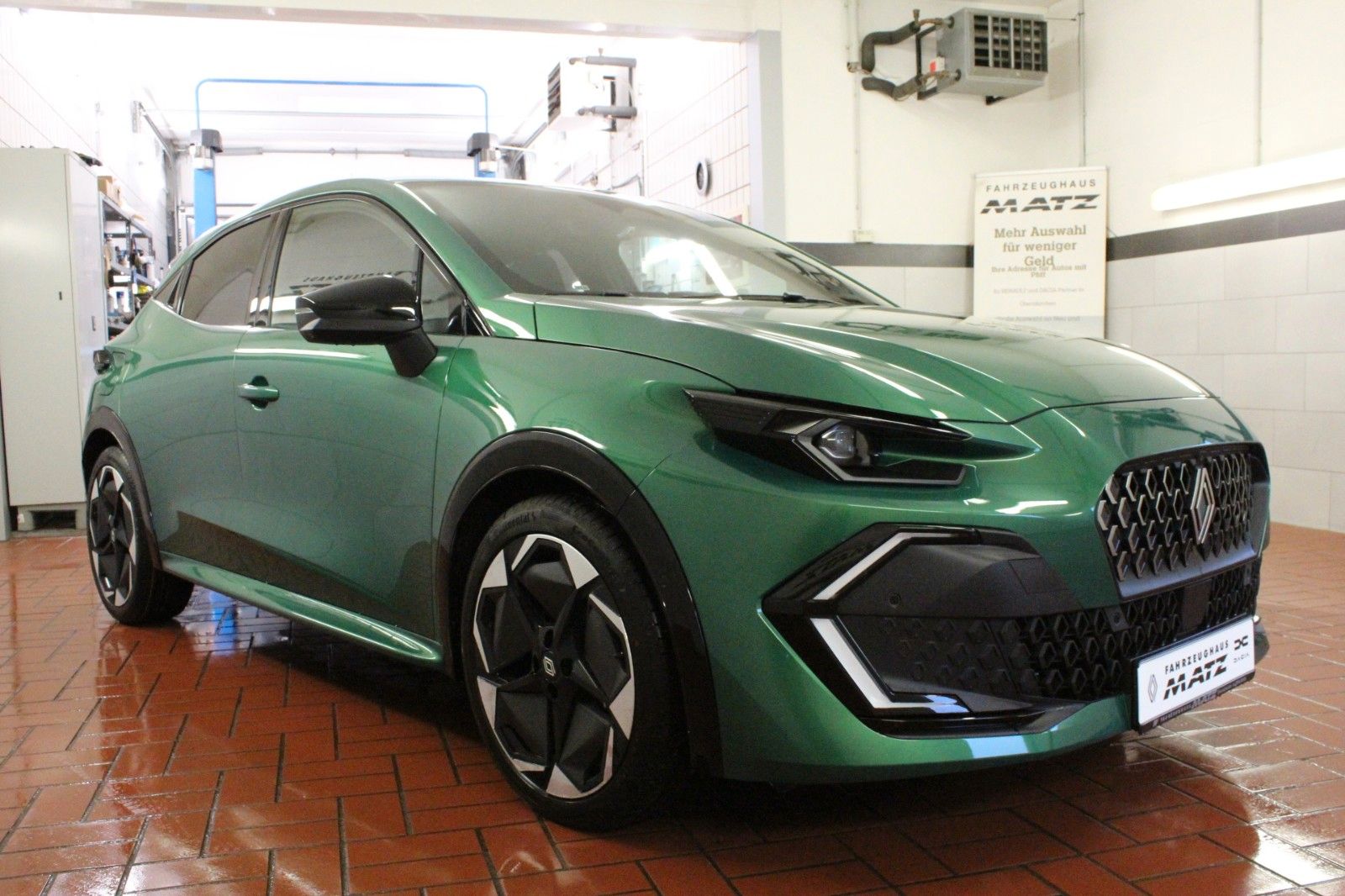 Fahrzeugabbildung Renault Clio VI TCe 115 EDC Techno *Neues Modell*