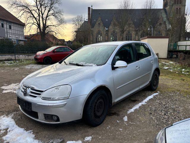 Volkswagen Golf V Lim. Tour 1.6 Klima