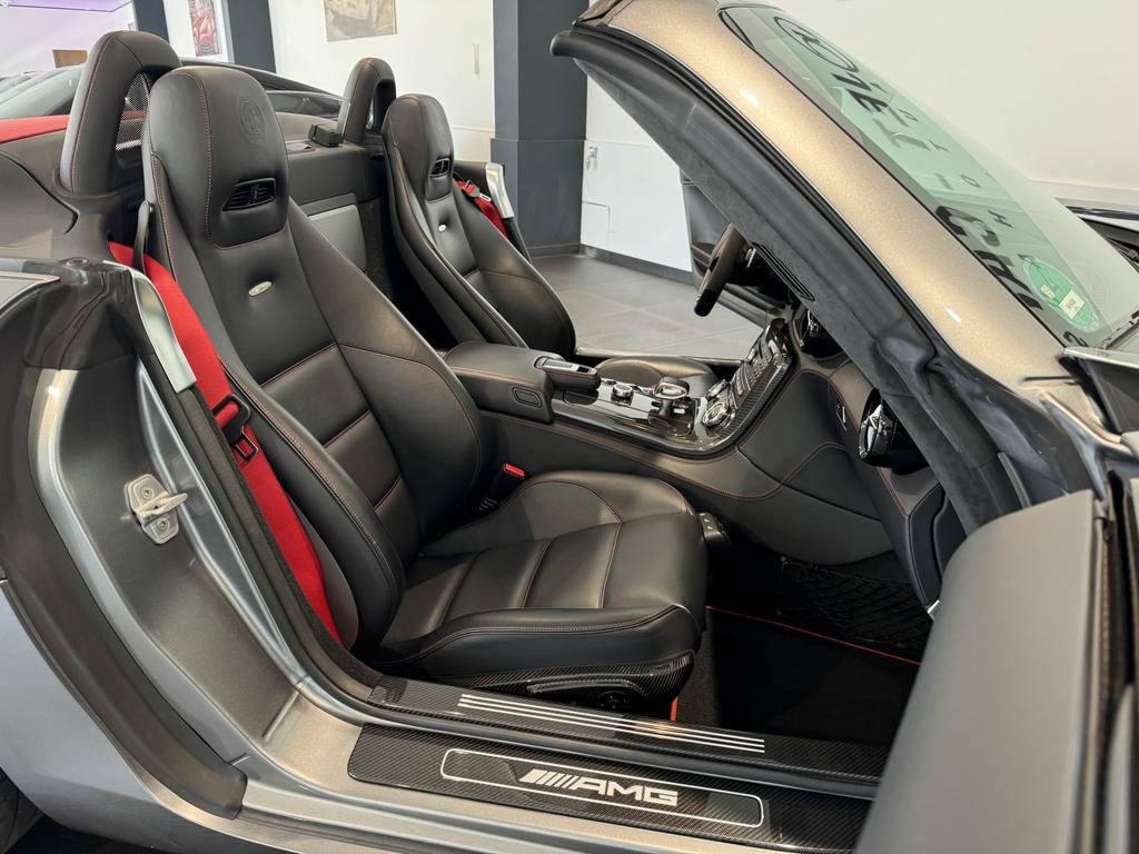 Mercedes-Benz SLS AMG